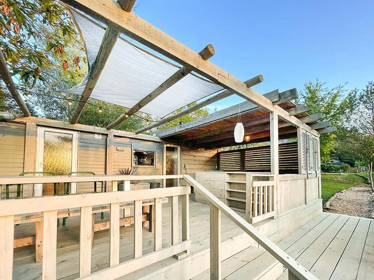 Stoerbuiten Lodge Les Charmes Villeseque